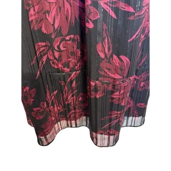 WHITE HOUSE BLACK MARKET Dress Black‎ Red Floral Ruffle Sleeve Smocked EUC XS - Image 7