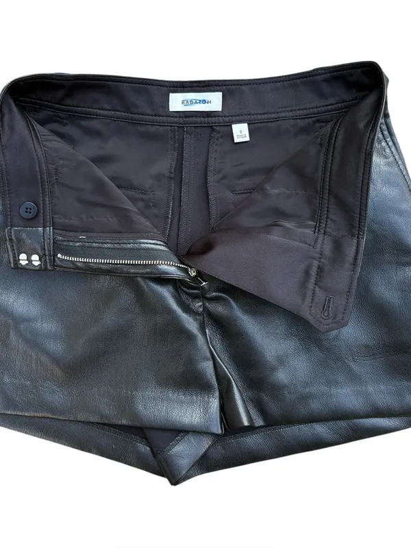 NWOT Aritzia BABATON Faux Leather Shorts Black Size 2 - Image 4