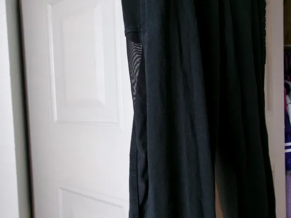 PINK Victoria's Secret pink all over band leggings in black and white size medium. - Image 5