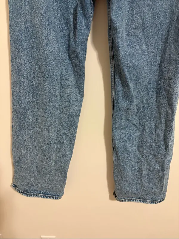 Abercrombie and Fitch The 90s Relaxed Jean size 6 - Image 8