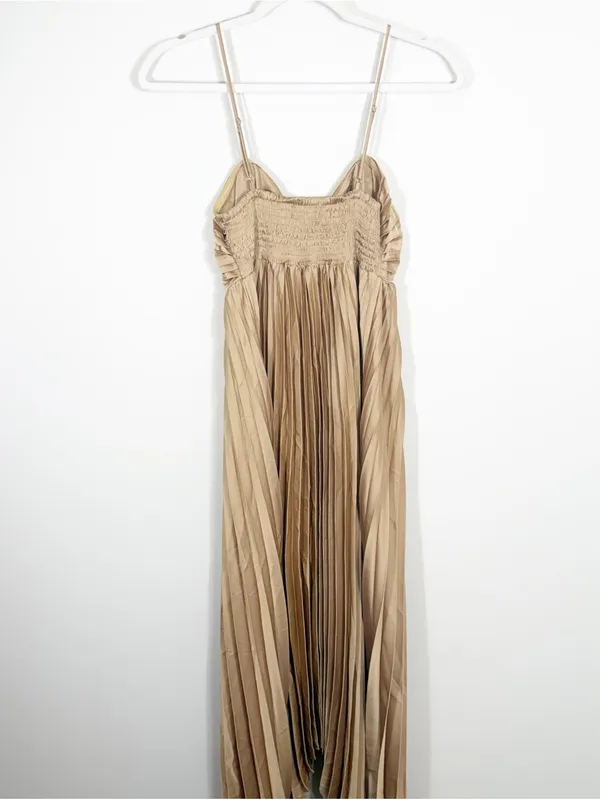NWT Petal and Pup Vikki Dress Gold Pleated Satin Midi Formal Size 4 - Image 7