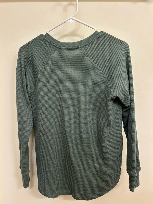 American Eagle Sweater - Image 2
