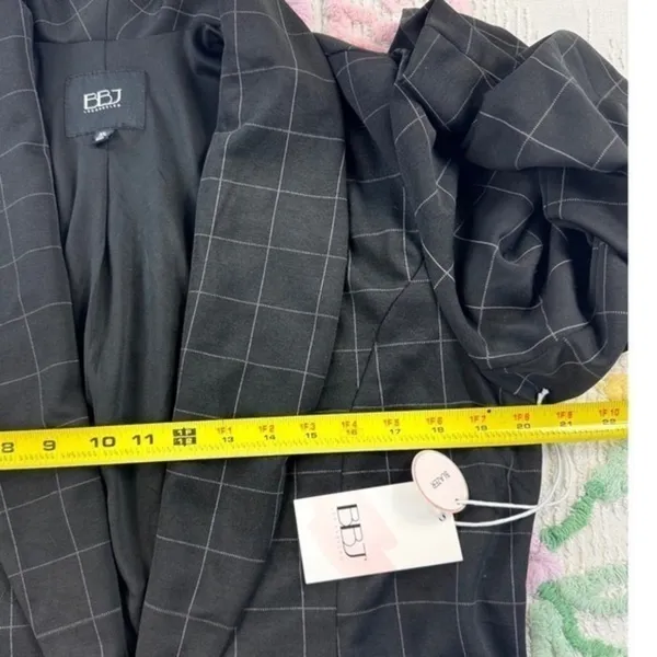 BBJ Los Angeles Women's Black Grid Pattern Blazer XL‎ - Image 5