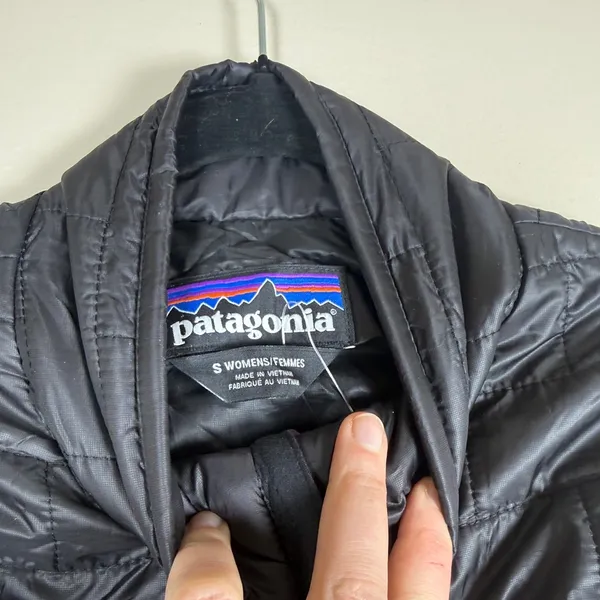 Patagonia NWT Women's Nano Puff Vest Sz S Outdoor Layering Utility Packable - Image 11