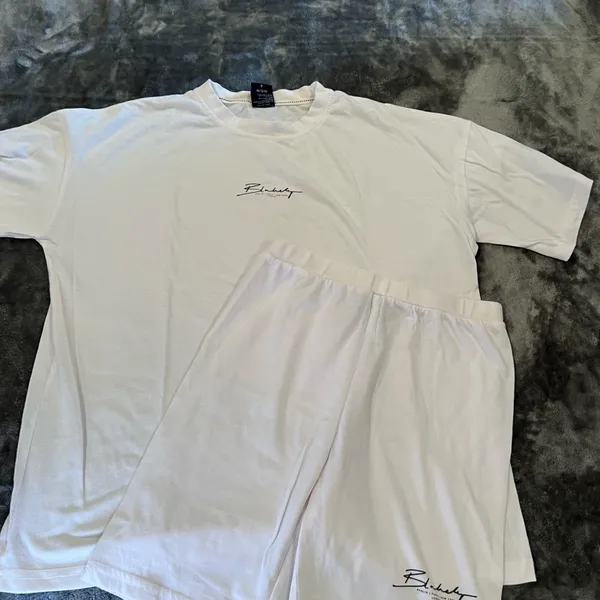 White T-Shirt and Shorts Set - Image 4