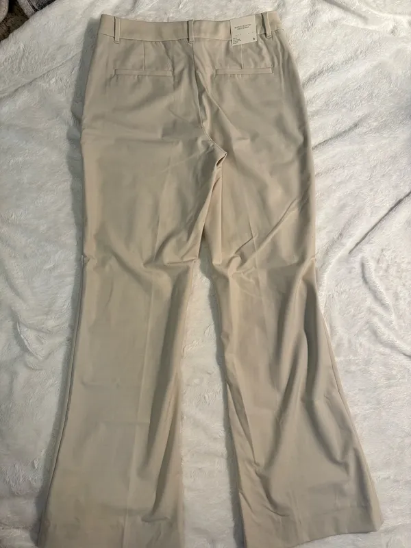 Banana Republic Bootleg Trouser - Image 2