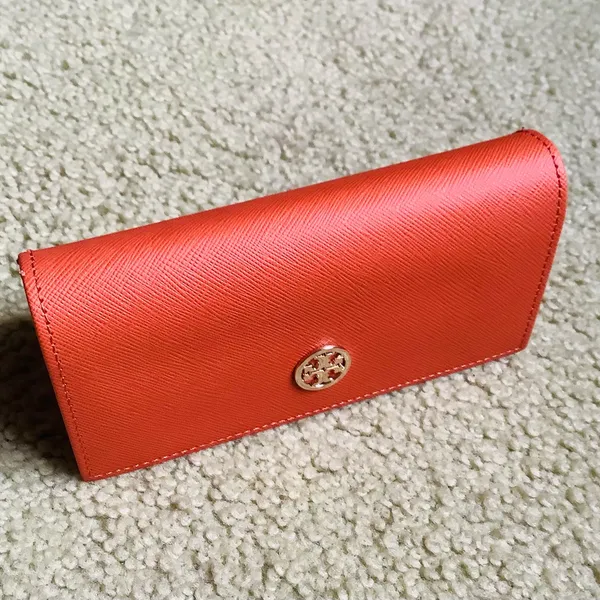 Tory Burch sunglasses case 🕶️👓 - Image 2