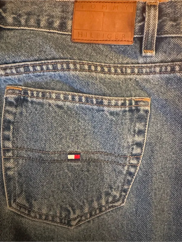 Vintage Tommy Hilfiger Y2K Straight Leg Jeans Women's Size 10 Inseam 29 - EUC - Image 6