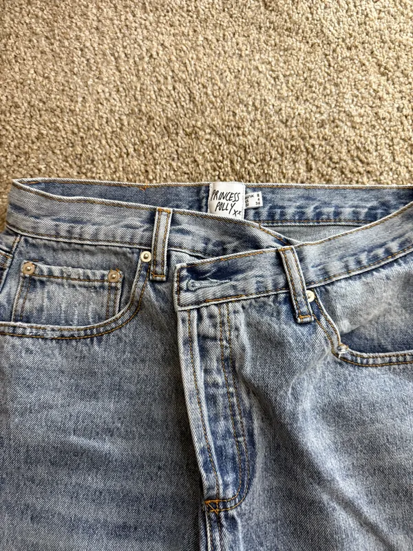 Princess Polly Asymmetrical Jeans - Image 5