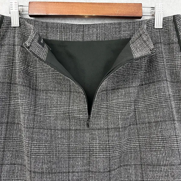 Banana Republic Side Stripe Skirt Womens 6 Dark‎ Academia School Girl Gothic - Image 4