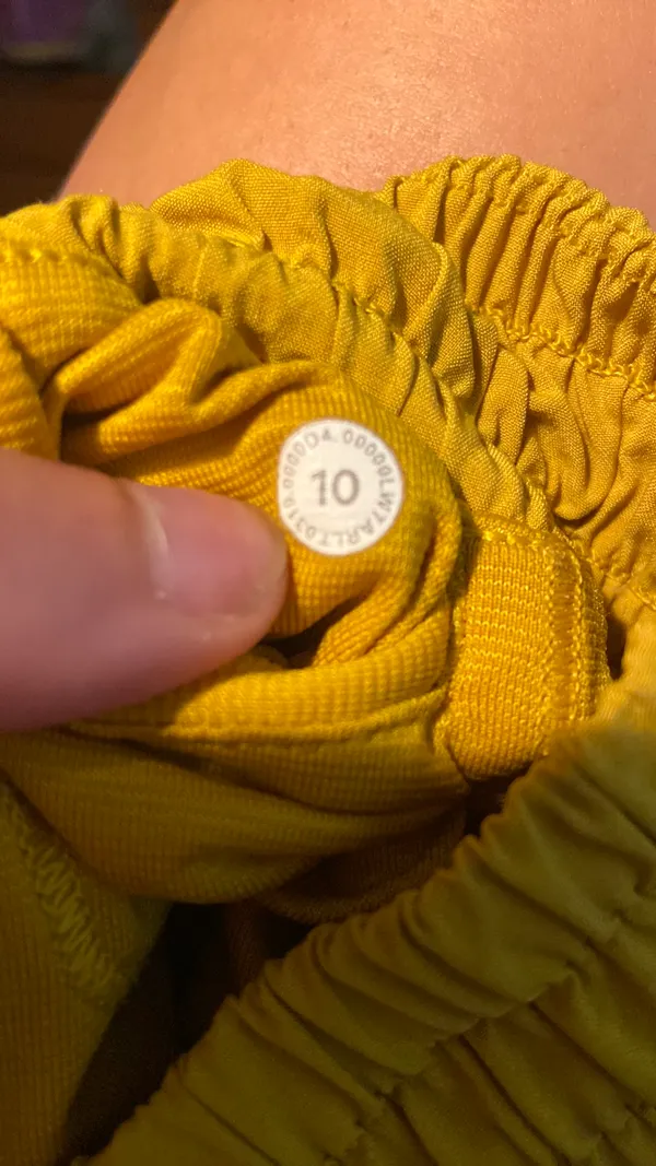 Lululemon Hottie Hot Shorts 4" - Image 3