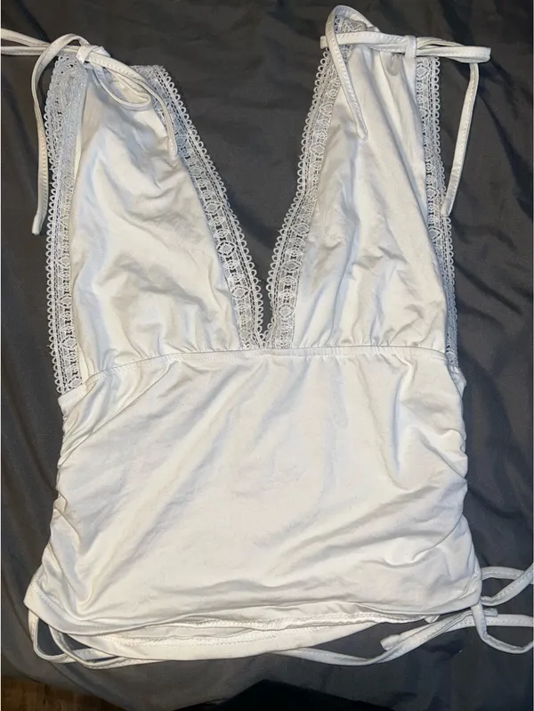 SheIn White tank top with lace detail - Image 4