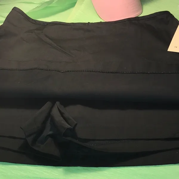 Tennis 🎾 Skort NWT Black Size 14 - Image 2