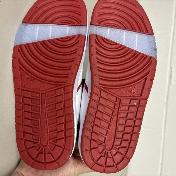 4.5y Nike Jordan NU Retro 1 Low GS Varsity Red White Kids Youth FB4412 611 Shoe - Image 7