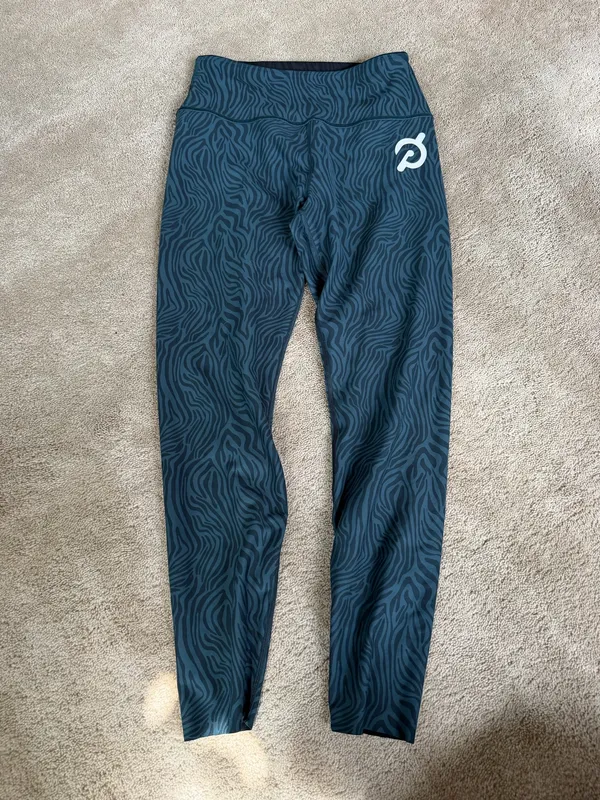 Peloton Reversible Zebra Print Leggings Size Small - Image 3