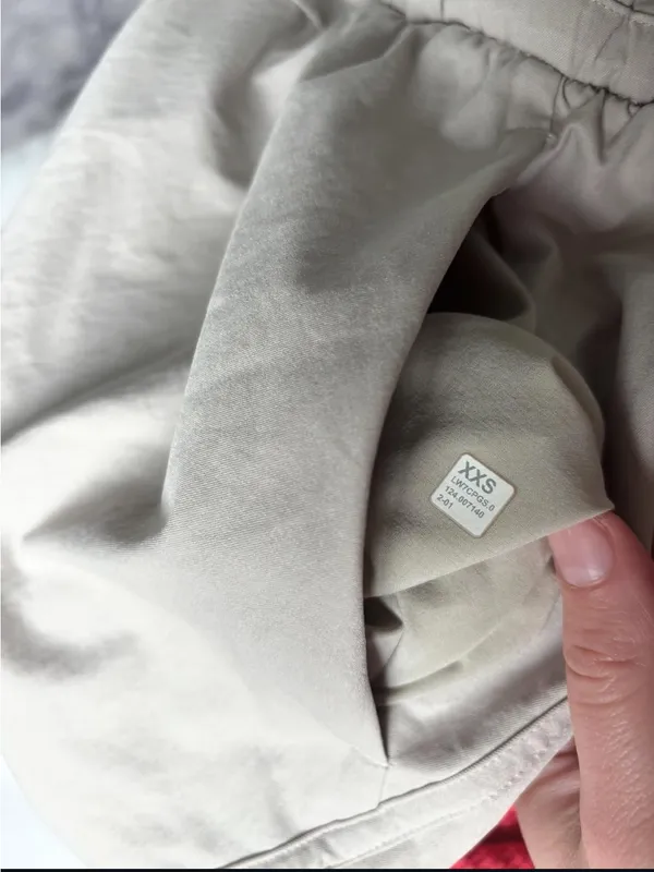 Lululemon Cinchable Waist High Rise Woven Short - Image 3