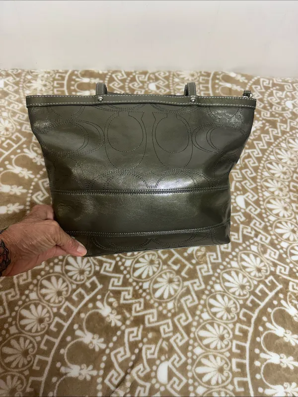COACH Olive Leather Tote with Signature Charm - Image 3