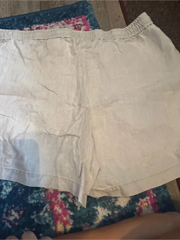 Tommy Bahama Light Beige Linen Blend Drawstring Women’s Shorts - Image 8