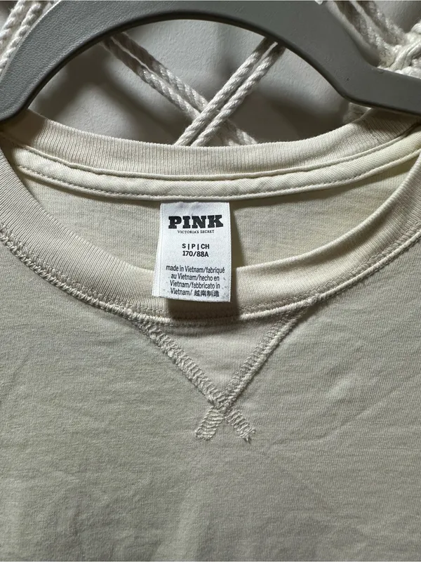 PINK Victoria's Secret Ivory Long-Sleeve Crewneck Sweatshirt - Image 3