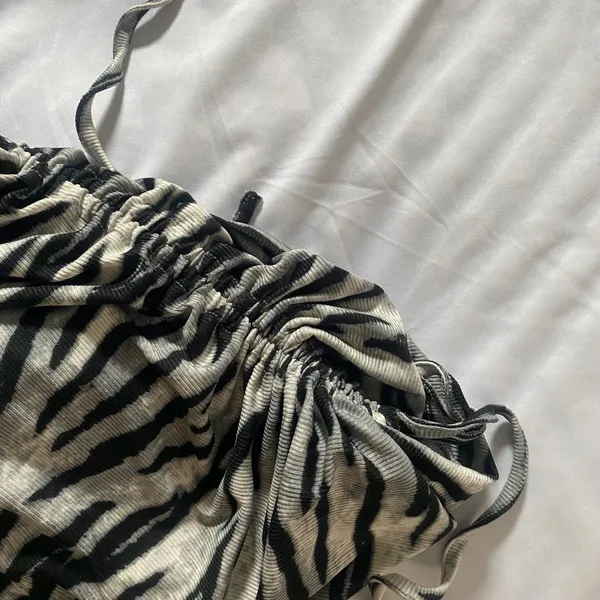White Fox zebra print scrunch dress - Image 4