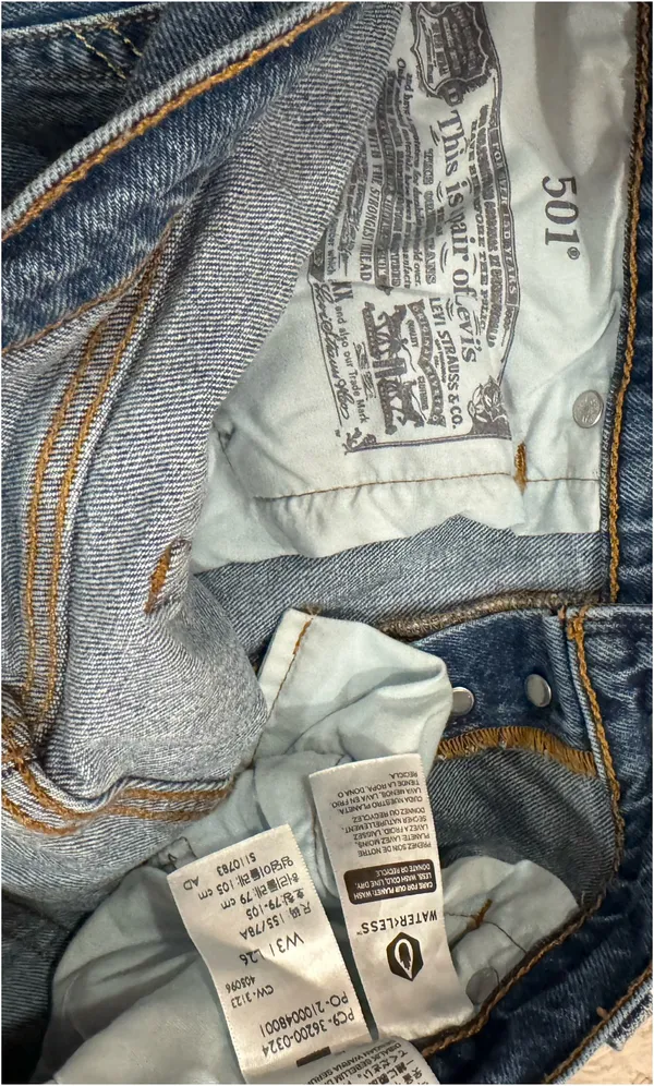 Levi’s Jeans 501 Cropped - Image 4