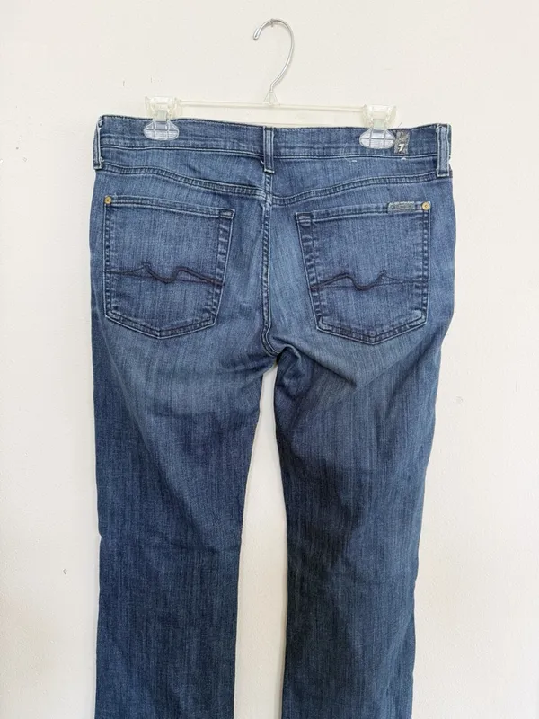7 For All Mankind Bootcut Jeans, size 31 - Image 4