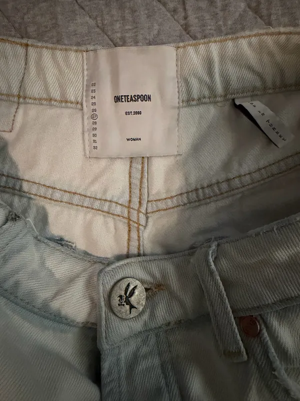 One Teaspoon Shorts Denim - Image 3
