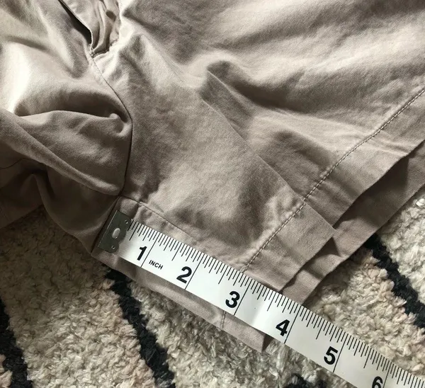 Columbia khaki shorts - Image 4