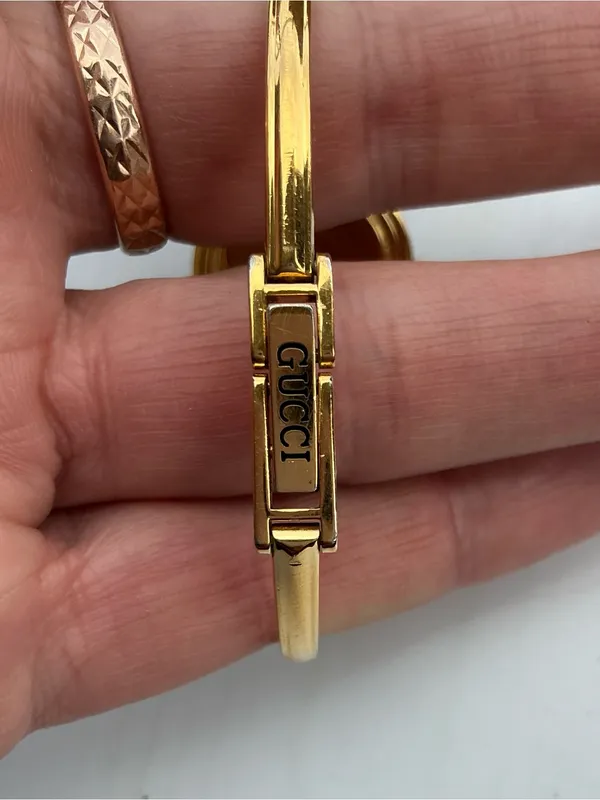 Gucci Gold Bangle Watch with beautiful bezels💛💙💚❤️💜🩵 - Image 12