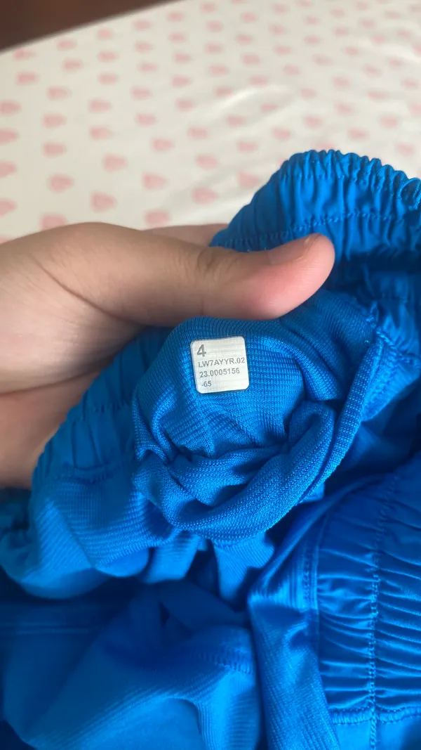 Lululemon Poolside High-Rise Hotty Hot Shorts 2.5" - Image 2