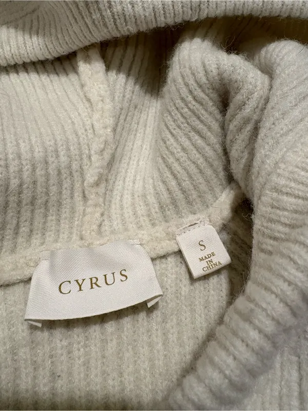 Cyrus sweater - Image 3