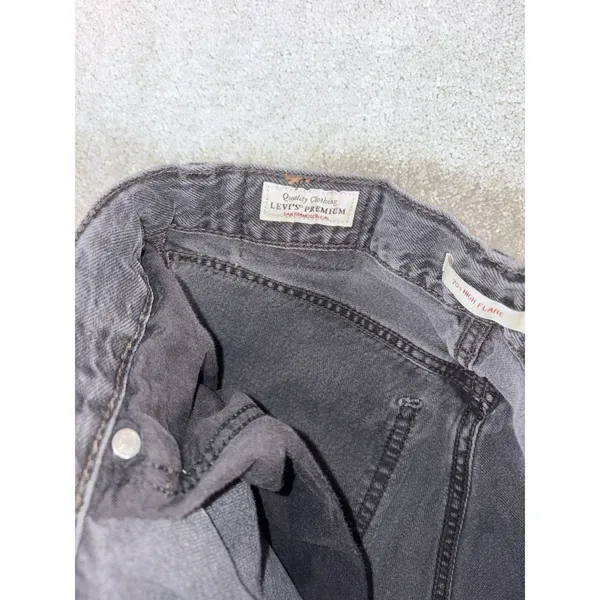 Levis‎ Premium 70s High Flare Jean Women 27x30 Black Washed Denim Big E ** - Image 5