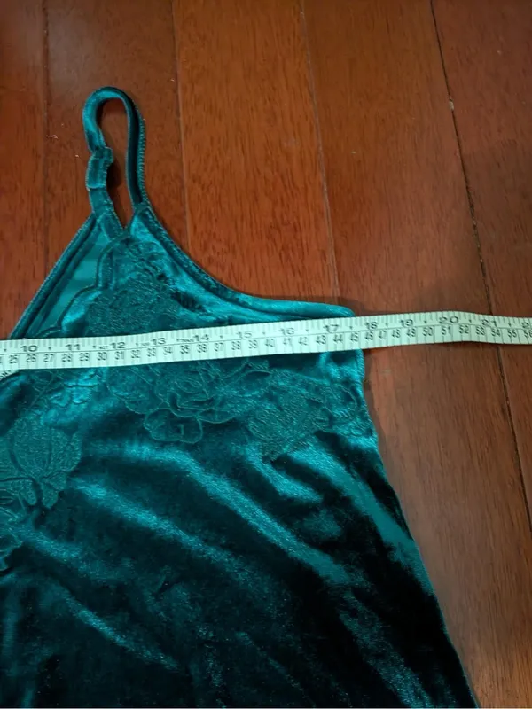 Love on a Hanger Teal Velvet Lace Camisole Top Medium - Image 6