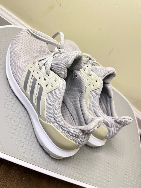 Adidas Solyx Cloud Foam Women’s Size 7.5 White Athletic Running Shoes - Image 4