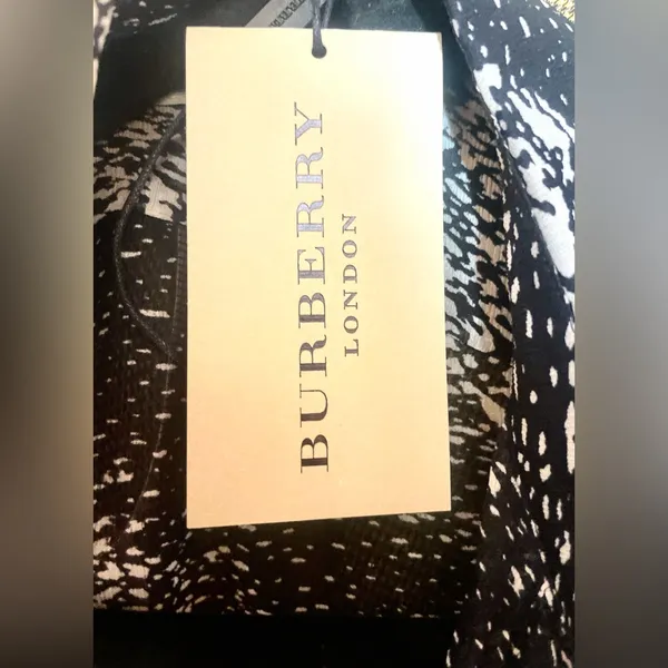 Burberry London Black & White Print Silk Button Down Blouse Sz 2 NWT $1,050 - Image 7