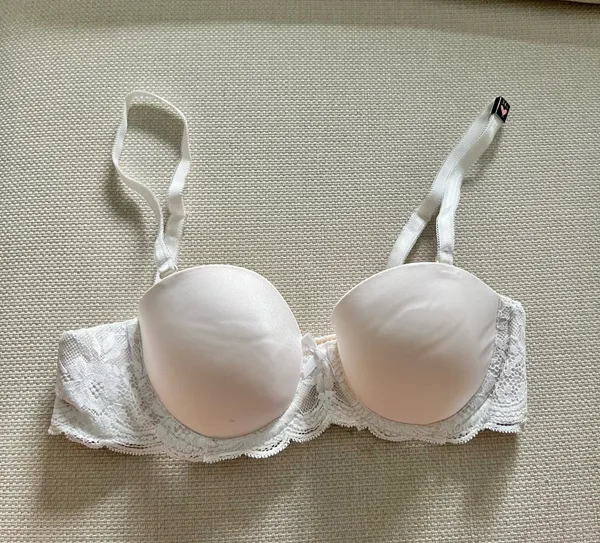 Victoria’s Secret Dream Angels White Bra 34A - Image 2