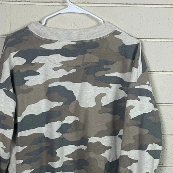 Aerie Good Vibes Gray Camo Oversized Crewneck Sweatshirt size S - Image 6