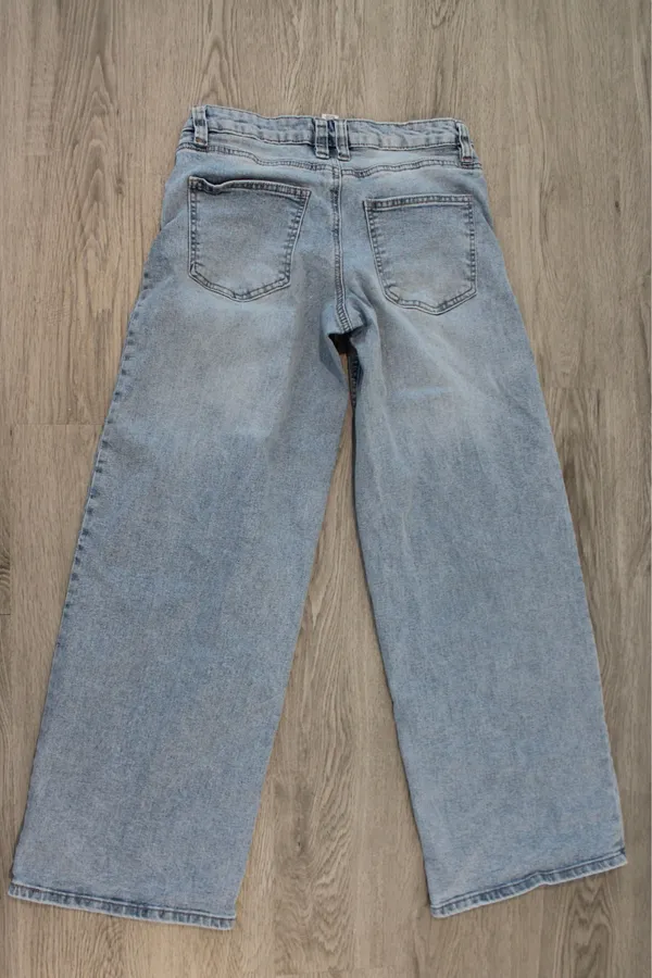 Low Rise Baggy Jeans - Image 5