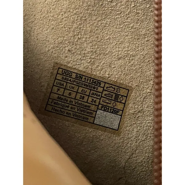UGG Kingsburg Leopard Bootie - Image 7