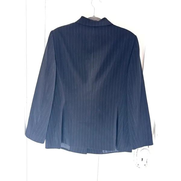 Vintage Collection by Le Suit Navy Pinstripe Blazer 90s Corporate Officecore - Image 3