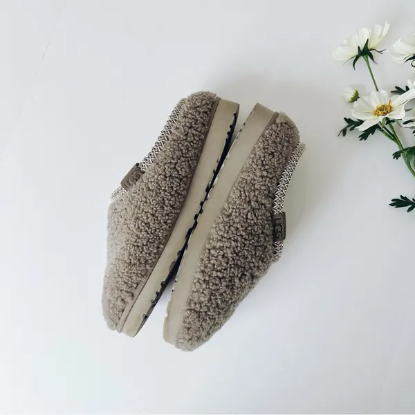 UGG Tazz Maxi Curly Genuine Shearling Slipper Grey - Image 7