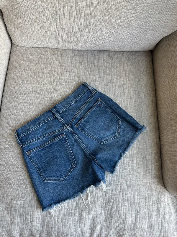 Relaxed midi denim shorts - Image 2