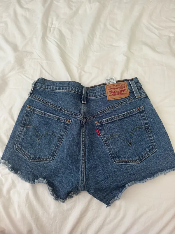 Levi’s 501 Shorts - Image 2