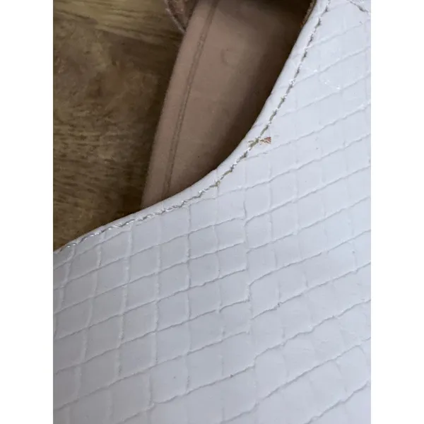 Vionic Ellie White Snake Embossed T-Strap Wedge Orthotic Sandals 7 - Image 10