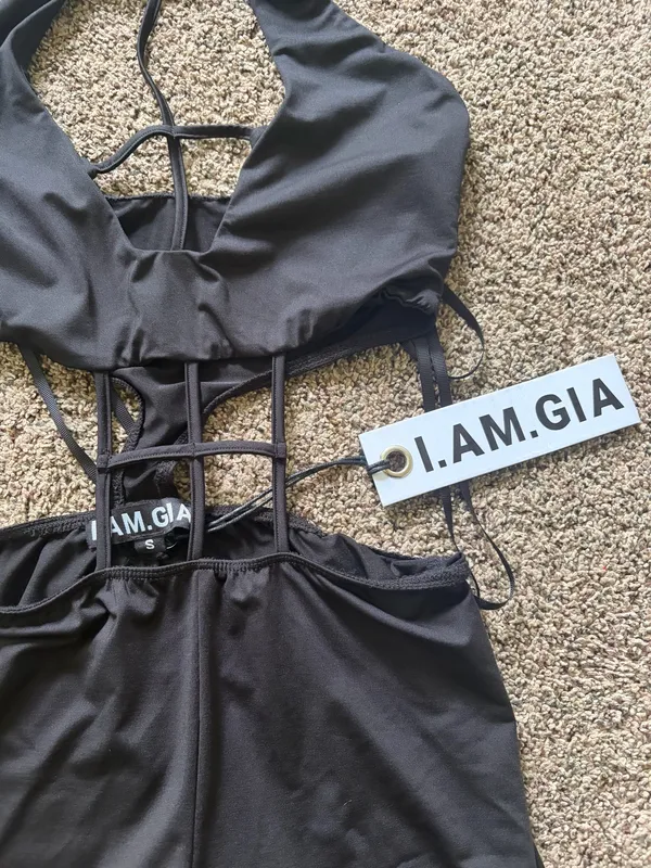 I.AM.GIA - Image 3