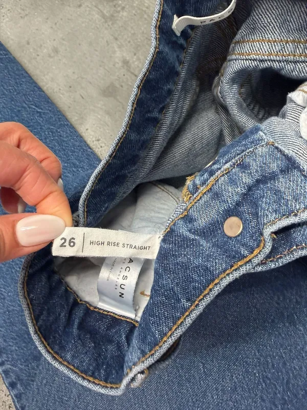 PacSun High Rise Straight Distressed Jeans Size 26‎ - Image 5
