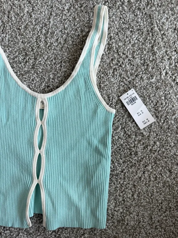 Abercrombie & Fitch Knit Ribbed Blue Tank with White Trim Coastal SZ Medium - Image 2