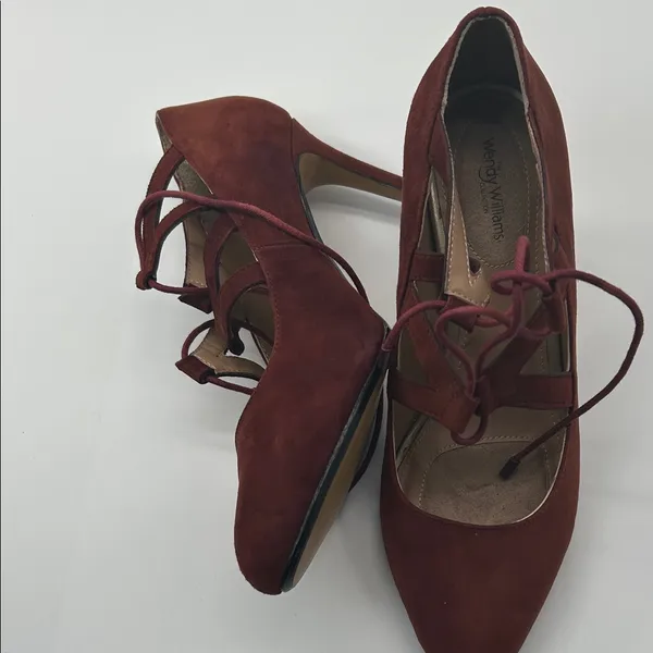 Stylish Burgundy Lace - Image 6