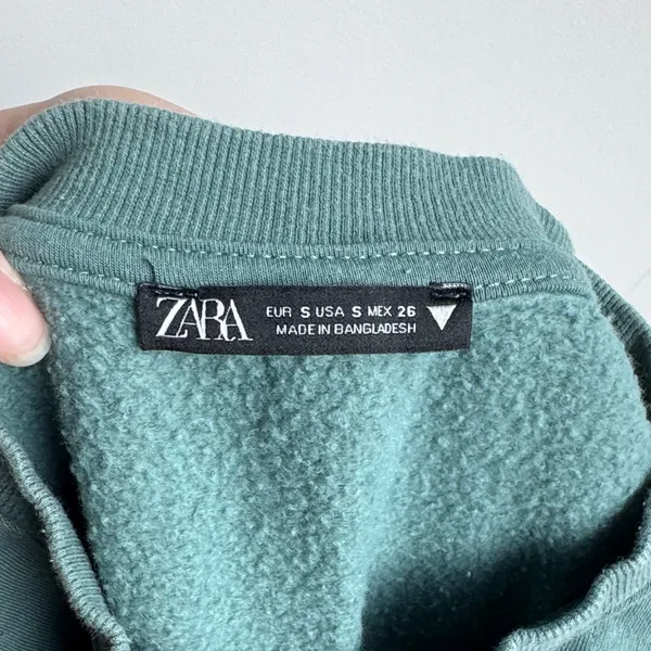 Zara Green Cropped Sweatshirt Size S - Image 3
