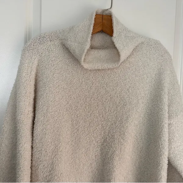UGG Australia cream fuzzy soft stretch turtleneck ribbed sweater - Image 3